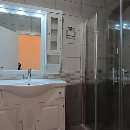 Βίλα Private , 5 Min Drive From The *