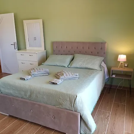 Βίλα Private , 5 Min Drive From The Μηνιά