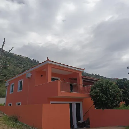 Private , 5 Min Drive From The *