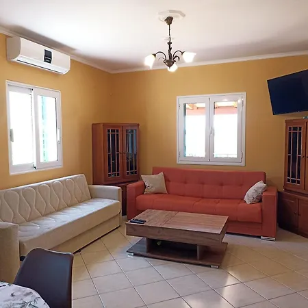 Вилла Private , 5 Min Drive From The